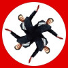 Picture of Elon Musk making a swastika
